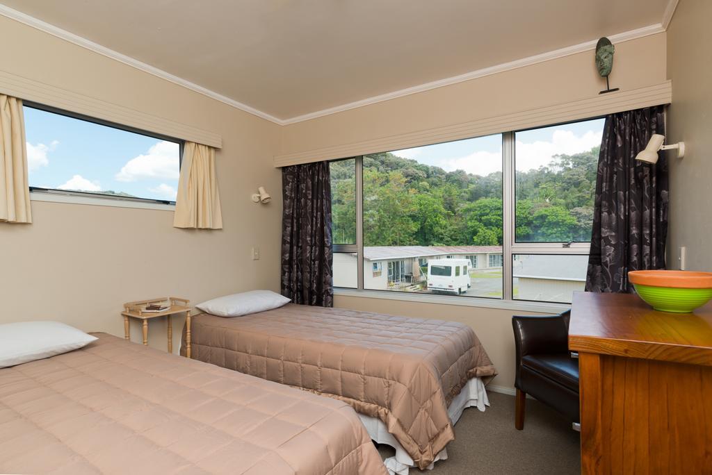 Waitangi Beach House Habitación foto